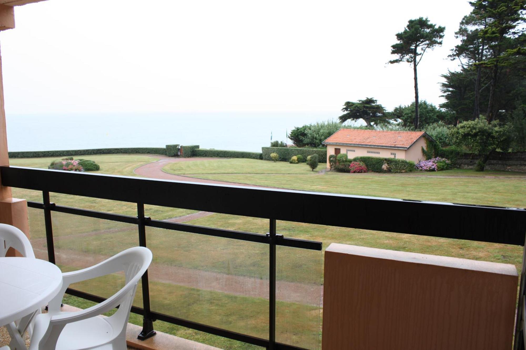 Appartement Vue Mer. A 40M De La Plage. Pornic Esterno foto